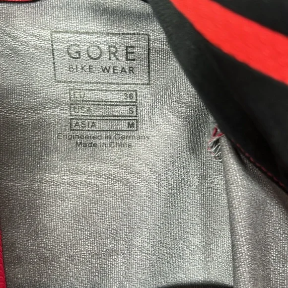 Gore Bike Wear Windstopper Active Shell Zip-Off Jacket - Women's JWZLEL size S - Picture 8 of 12